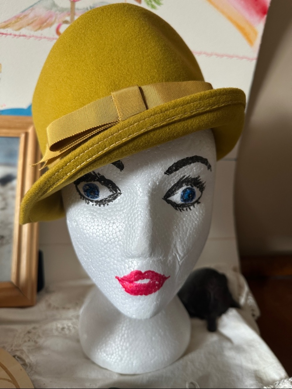 Vintage Classic Women's Bow Trim Felt Cloche Hat in Mustard